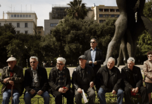 Гърция дава по 300 евро на пенсионери, увеличава добавките за рискови професии