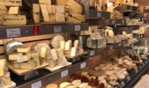 При 5 пъти по- високи заплати в Брюксел, килограм кашкавал там- 15,50 €, у нас в София 29,97 лв