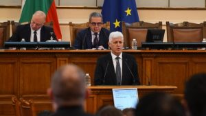 България получи първия самолетен двигател за МиГ-29 от Полша
