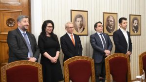 Политолози посочиха какъв хоризонт ще има парламентът и вариантите за кабинет