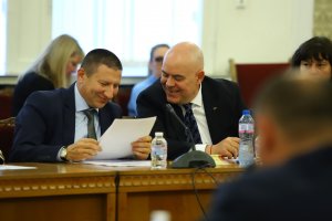 Иван Гешев се яви с адвокат във ВСС