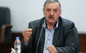 Проф. Кантарджиев: Пухчетата на тополите нямат отношение към алергичното състояние на хората