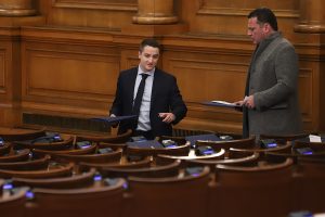 Червено-синият Божанков се пообърка: С поискания имунитет на Борисов не се търси правосъдие