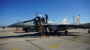 Вместо България да помогне на Украйна с МиГ-ове, тя ще ни помогне и ще ремонтира двигатели