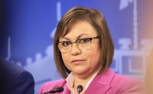 Тъга: Корнелия Нинова не успяла да прочете досието по “Барселонагейт“, имало опашка