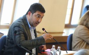 Председателят на транспортната комисия в Столичния общински съвет подаде оставка
