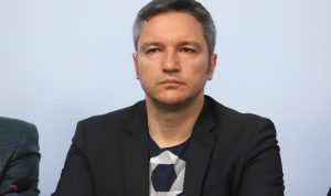 Вигенин: Имаме вътрешна информация, че в армията нещата не стоят добре и има напускащи