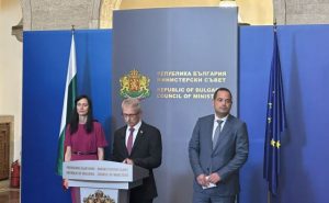 Пострадалата жена при покушението срещу Алексей Петров вече е разпитана