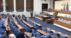 Депутатите с първа ротация в парламента: Анна Александрова замени Стою Стоев в Правната комисия
