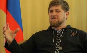 Кадиров пусна видео, на което синът му бие мъж. Руските власти отказват да коментират записа