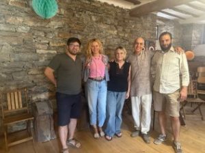 Представители на Координационния съвет на ГД „ДНЕС“- Сливен, заедно със свои поддръжници, се срещнаха с д-р Ева Жечева, директор, дирекция „Права на детето“ към Омбудсмана на Република България