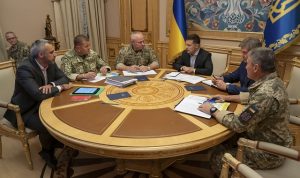 Първият дипломат на ЕС: Предложих на Украйна до 5 милиарда евро по линия на европейски механизъм