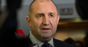 Радев с критики към Денков: Явно АЕЦ-ът ще се изгражда като магистрала