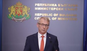 Денков за полицейския произвол: Уволних заместник-министър от МВР. Няма да пожалим и полицаи, били протестиращи ВИДЕО