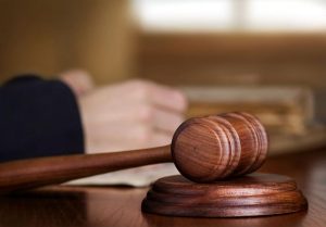 Постоянен арест за 18-годишен студент с руско гражданство, нападнал с нож мъж на метростанция