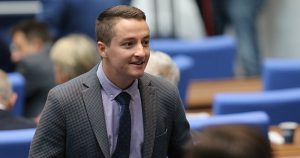 Депутат от ПП-ДБ: Ако Борисов е готов да хвърли всичко в канала заради егото си, нека