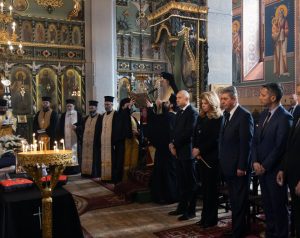Радев и Йотова изпратиха в последния му път Ангел Марин