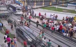 Автобус се вряза във великденска процесия в Бразилия, има загинали