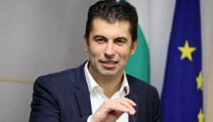 Кирил Петков се подмладява с ботокс за 900 лв.