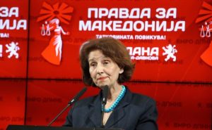 Фаворитката за президент на Македония се готви за скандали с България и ЕС отсега
