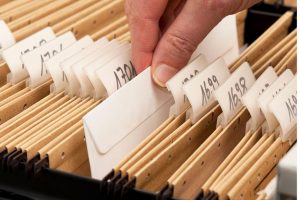 ЦИК пречи да бъде обявено от кои партии са кандидатите за евродепутати с принадлежност към ДС