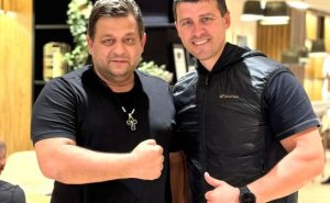Какъв „сбирток“ са Величие? Как да си обясним успеха им?