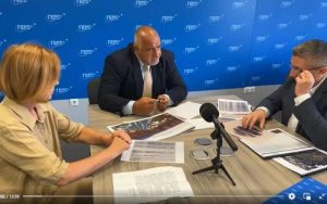 Основен виновник за „запушеният“ политически процес се отдаде на творчество, получи вдъхновение за… тунел
