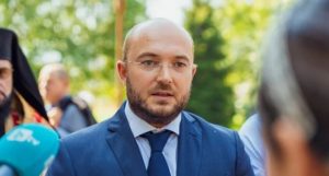 Георги Георгиев към ПП: Момчета, не работите в законодателен “Макдоналдс”