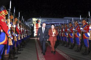 Путин пристигна в Монголия, въпреки заповедта за арест от Международния наказателен съд