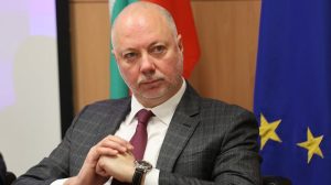 Герберският вожд – незаменим като божество! Желязков: Не отстъпваме от Борисов, но искаме с ПП-ДБ