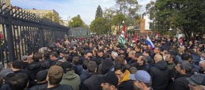 Русия препоръча на гражданите си да напуснат Абхазия