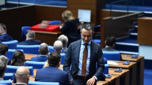 Шести провал на седми избори: Депутатите пак не успяха да си изберат председател, продължават утре(обзор)