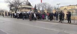 Протестът на ПП в защита на Ставрев: Всички маски паднаха, сега ще паднат и бухалките