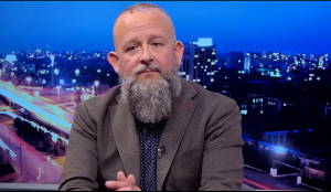 Радослав Бимбалов: Евтин пиар и манипулативно изкривяване на информация – как Радев „обсъди“ войната в Украйна с Тръмп на ръкостискане
