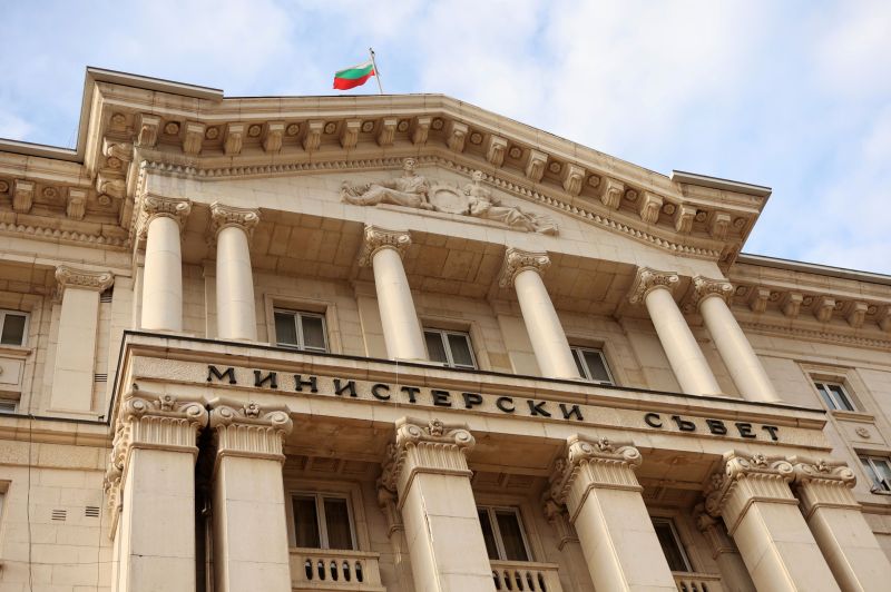 Държавата ще компенсира бизнеса за скъпия ток до края на март