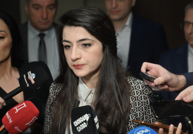 Лена Бориславова с нова порция критики към управляващите
