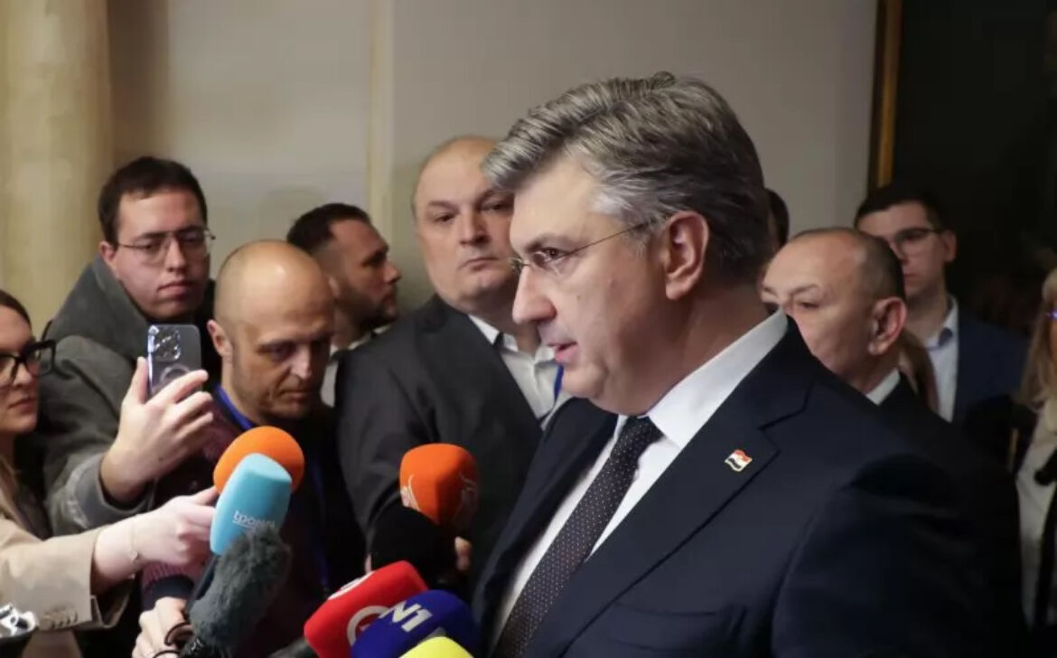 Инфлацията в Хърватия скочи след приемането на Еврото! Правителството удвои списъка с контролираните цени!