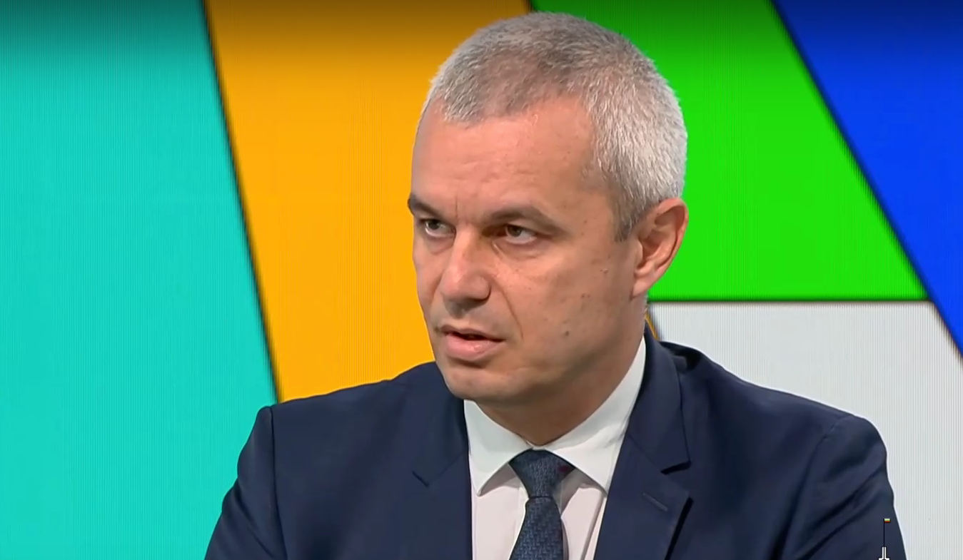 Копейкин драматично: Влизането в еврозоната е като да си купиш билет за „Титаник“