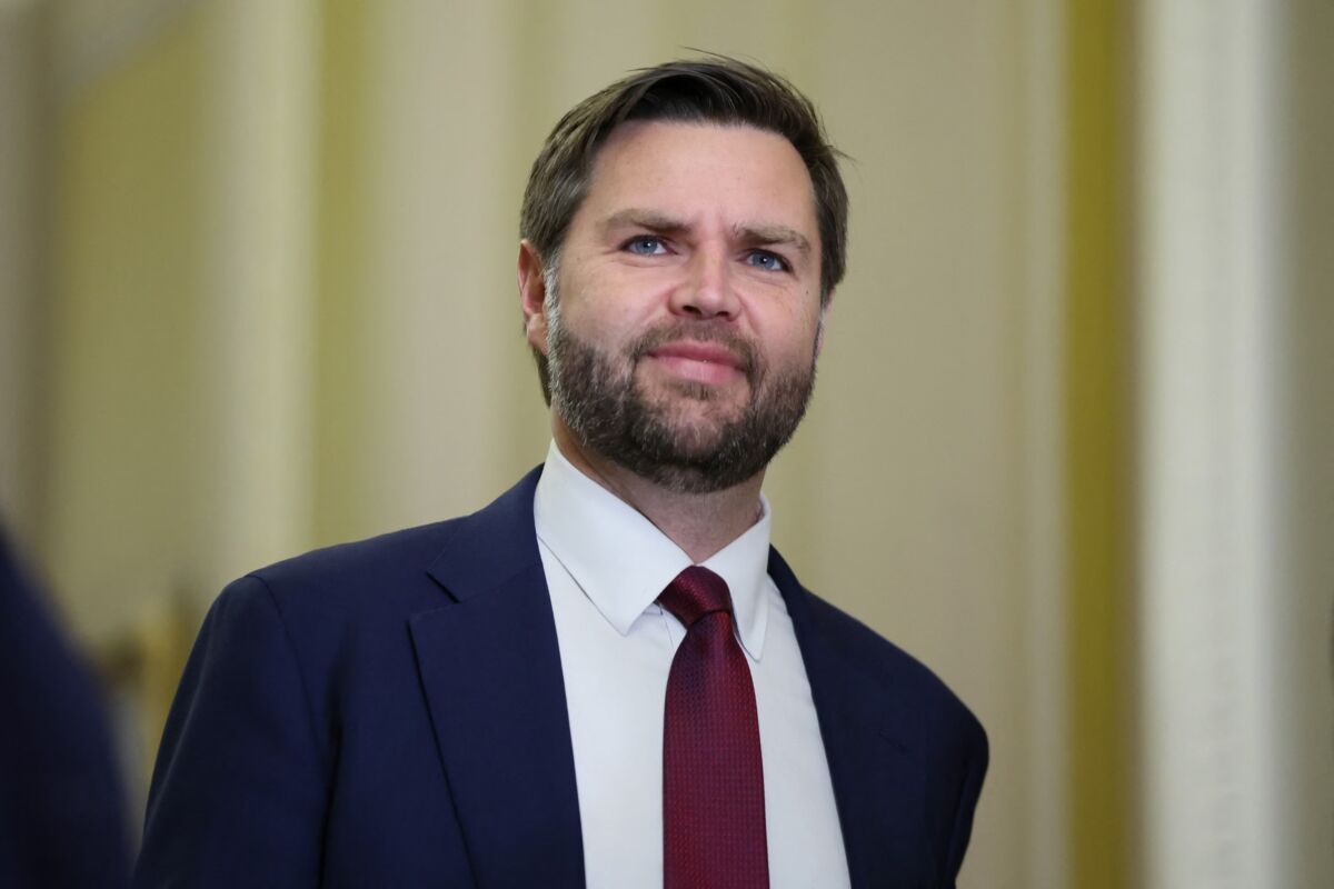 Джей Ванс: Готови сме да си тръгнем от ролята си на посредник и подрепящ Украйна!