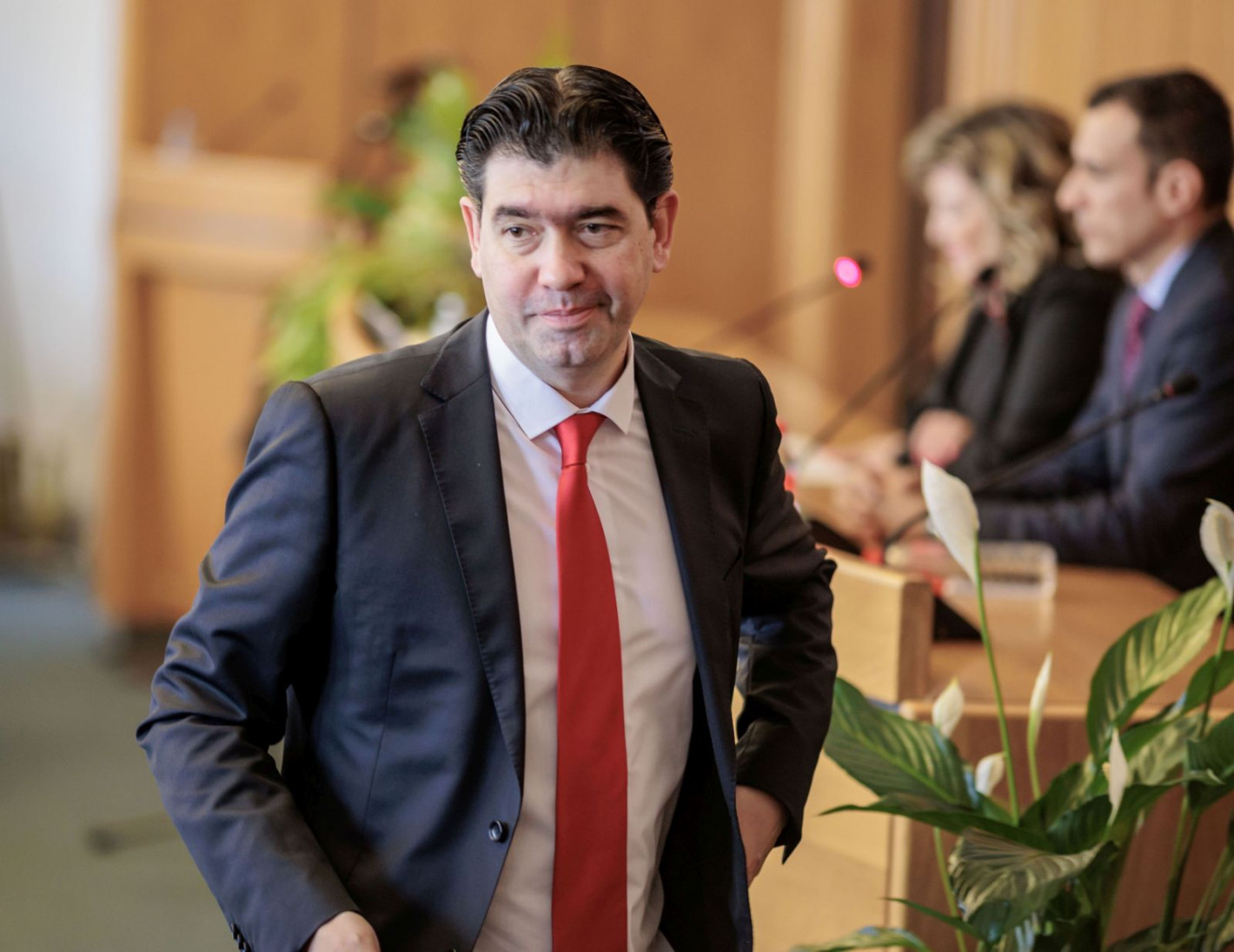 Иван Таков: СОС трябва да гласува икономическата рамка на транспорта заедно с бюджета, за да има увеличение на заплатите