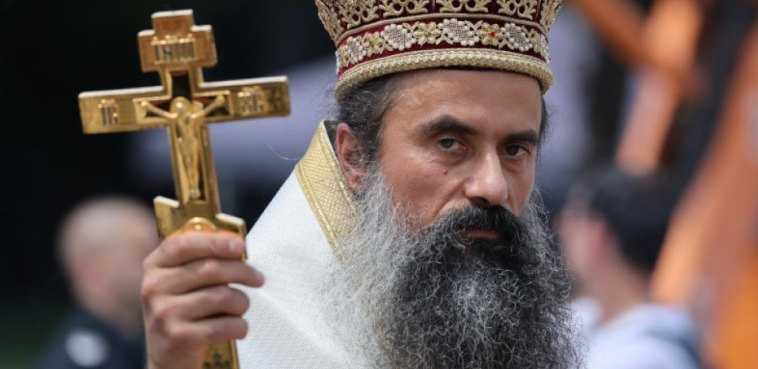 Може ли да се усмихва патриарх Даниил?