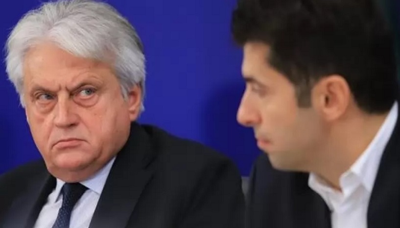 ПП падна в капана: Кирил Петков въвел практиката МВР да купува… икони