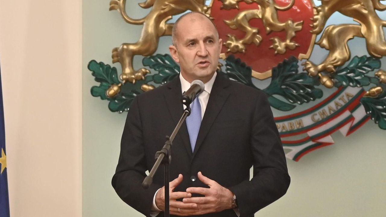 Президентът дължи отговор дали инициативата му за референдум не е свързана с разследване по аферата “Боташ”, което води до него!