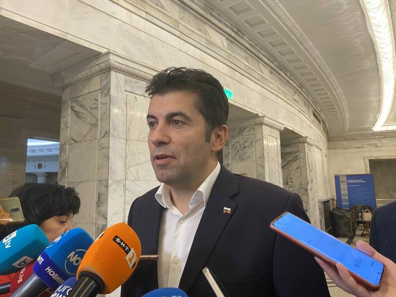 Съдът отказа да прекрати делото срещу Кирил Петков за ареста на Бойко Борисов