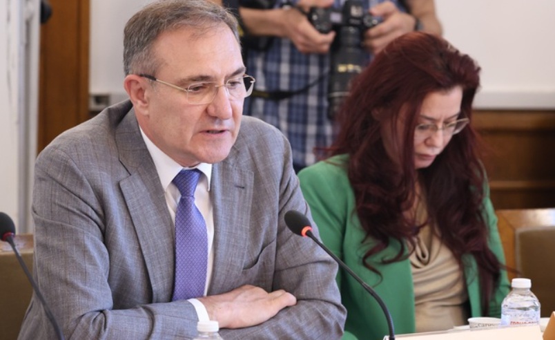 ЕКШЪН: Държавата отвори „Кутията на Пандора“