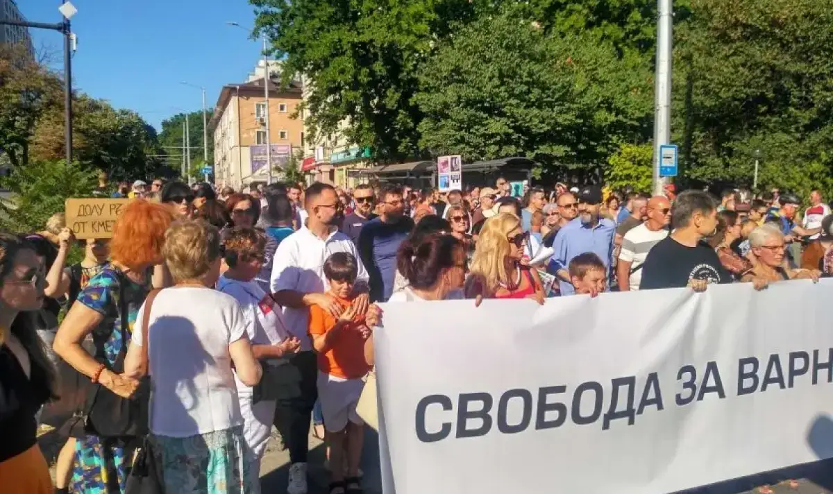 Варненци отново протестират срещу ареста на Благомир Коцев