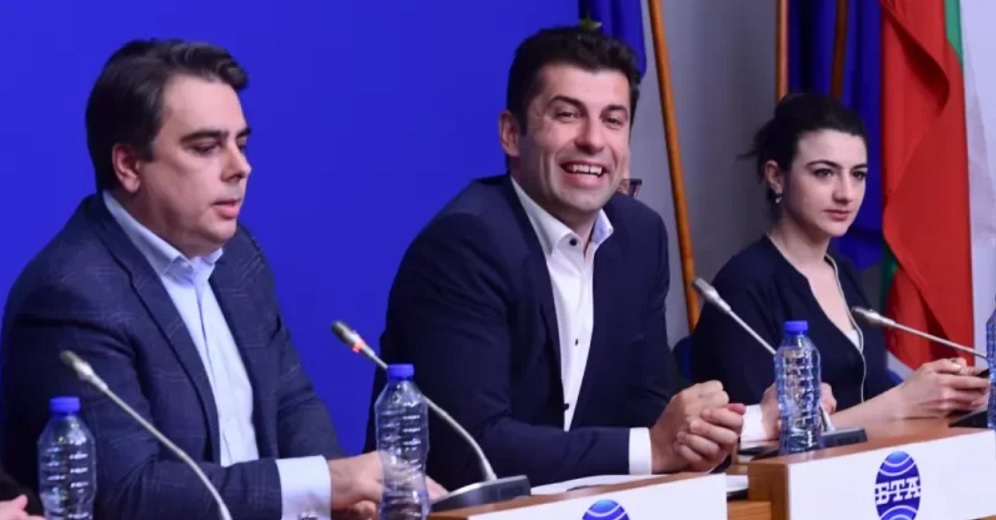 Измамата „Харвард”: Откъде Асен, Киро и Лена имат по $100 000 само за такса?