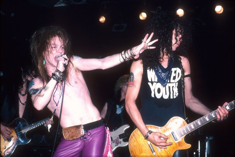 Концертът на Guns N’ Roses у нас съвпада с излизането на дебютния им албум