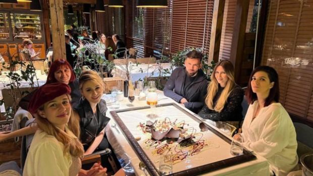 Мария Бакалова си хапва като за световно