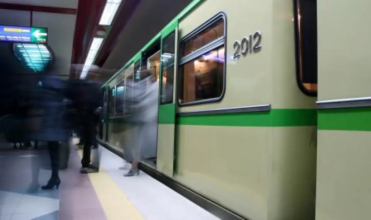 Метрото няма да прекъсва движението си до Летище „Васил Левски“